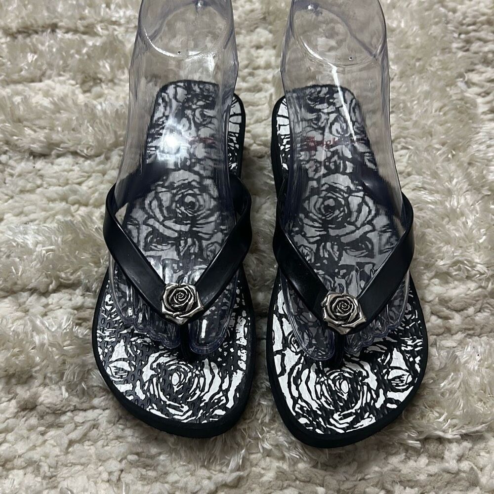 Brighton Malibu Black/White Rose Print Wedge Sandals Women’s Sz 7 - Picture 1 of 11